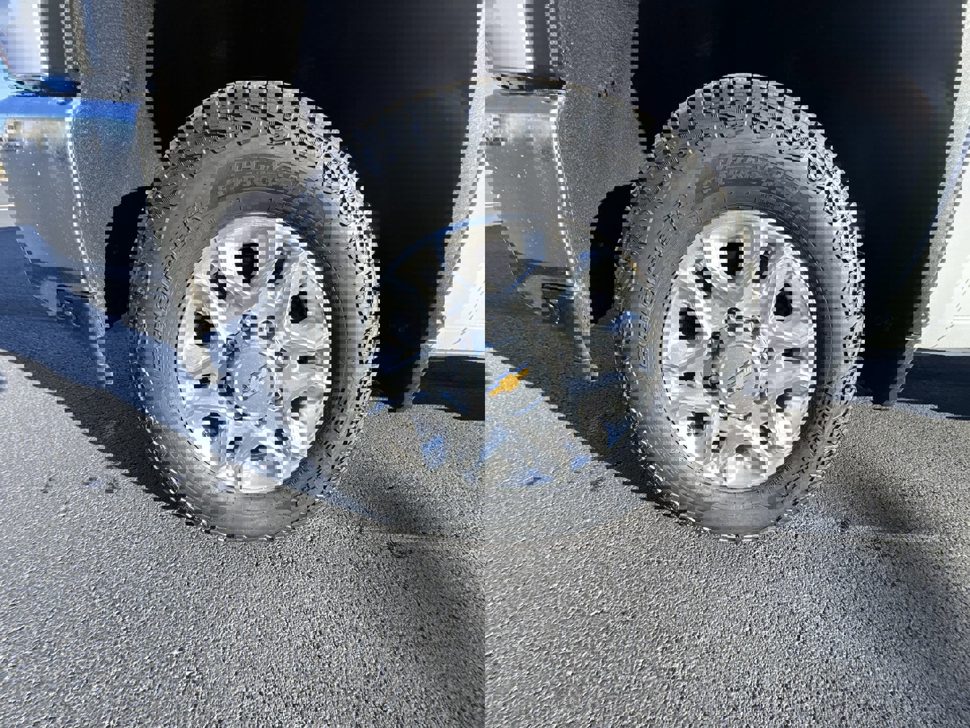 Used 2023 Chevrolet Silverado 2500 LT w/ Convenience Package image 10