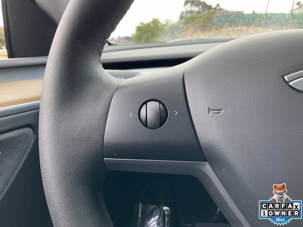 Used 2023 Tesla Model Y Long Range AWD/4WD image 48