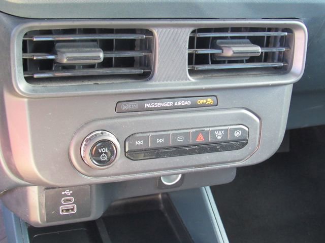 Used 2025 Ford Maverick XL image 24