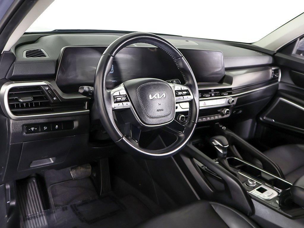 Used 2023 Kia Telluride S image 26
