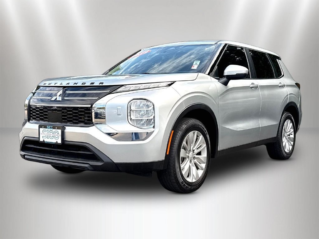 Used 2025 Mitsubishi Outlander ES AWD/4WD image 1