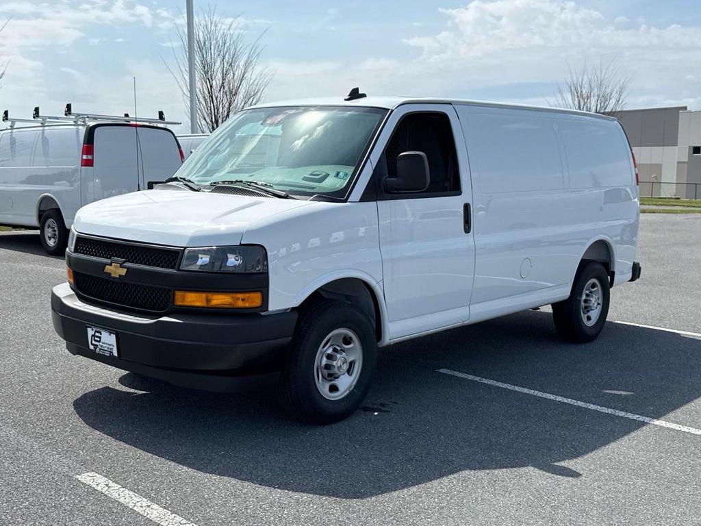 New 2026 Chevrolet Express 2500 w/ Driver Convenience Package RWD image 15
