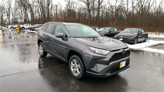 Used 2023 Toyota RAV4 XLE image 7