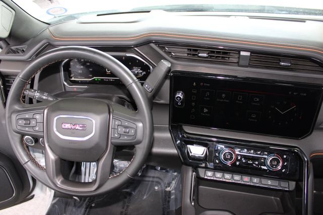 Used 2025 GMC Sierra 2500 AT4 w/ AT4 Premium Plus Package AWD/4WD image 30