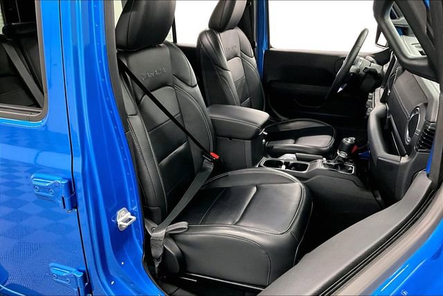 Used 2022 Jeep Wrangler Unlimited Sahara w/ Cold Weather Group image 8