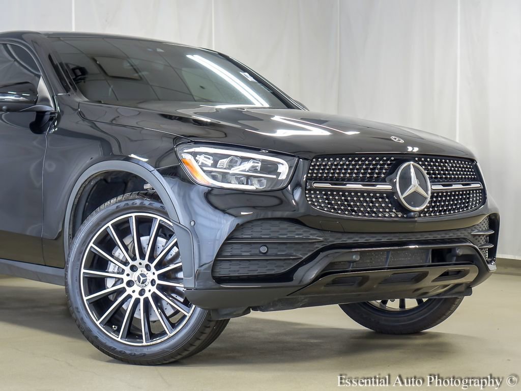 Used 2023 Mercedes-Benz GLC 300 4MATIC Coupe video 3