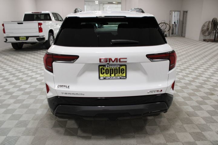 New 2026 GMC Terrain AT4 image 10