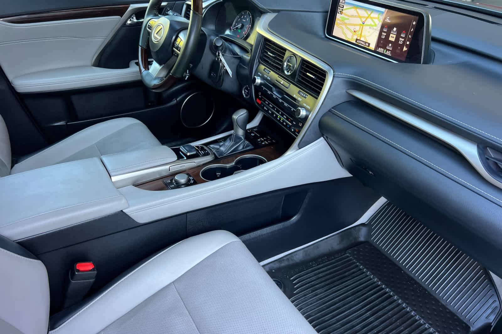 Used 2019 Lexus RX 450h AWD w/ Navigation Package image 17