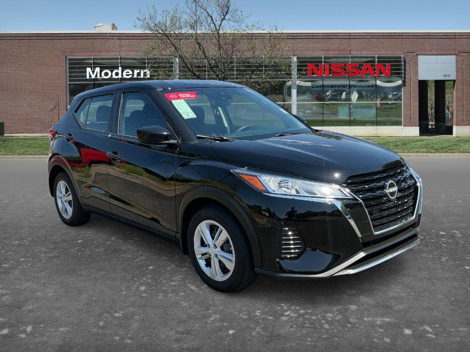 Certified 2024 Nissan Kicks S FWD image 5