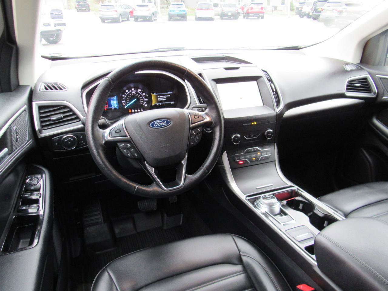 Used 2020 Ford Edge SEL w/ Convenience Package image 5