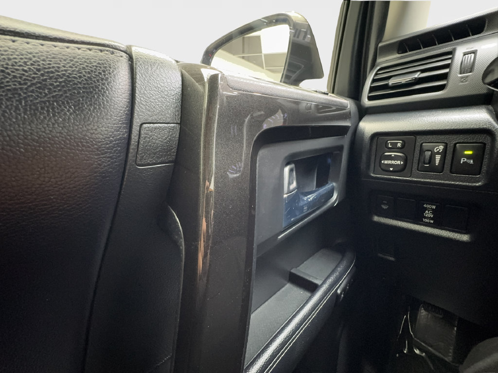 Used 2019 Toyota 4Runner Limited AWD/4WD image 51