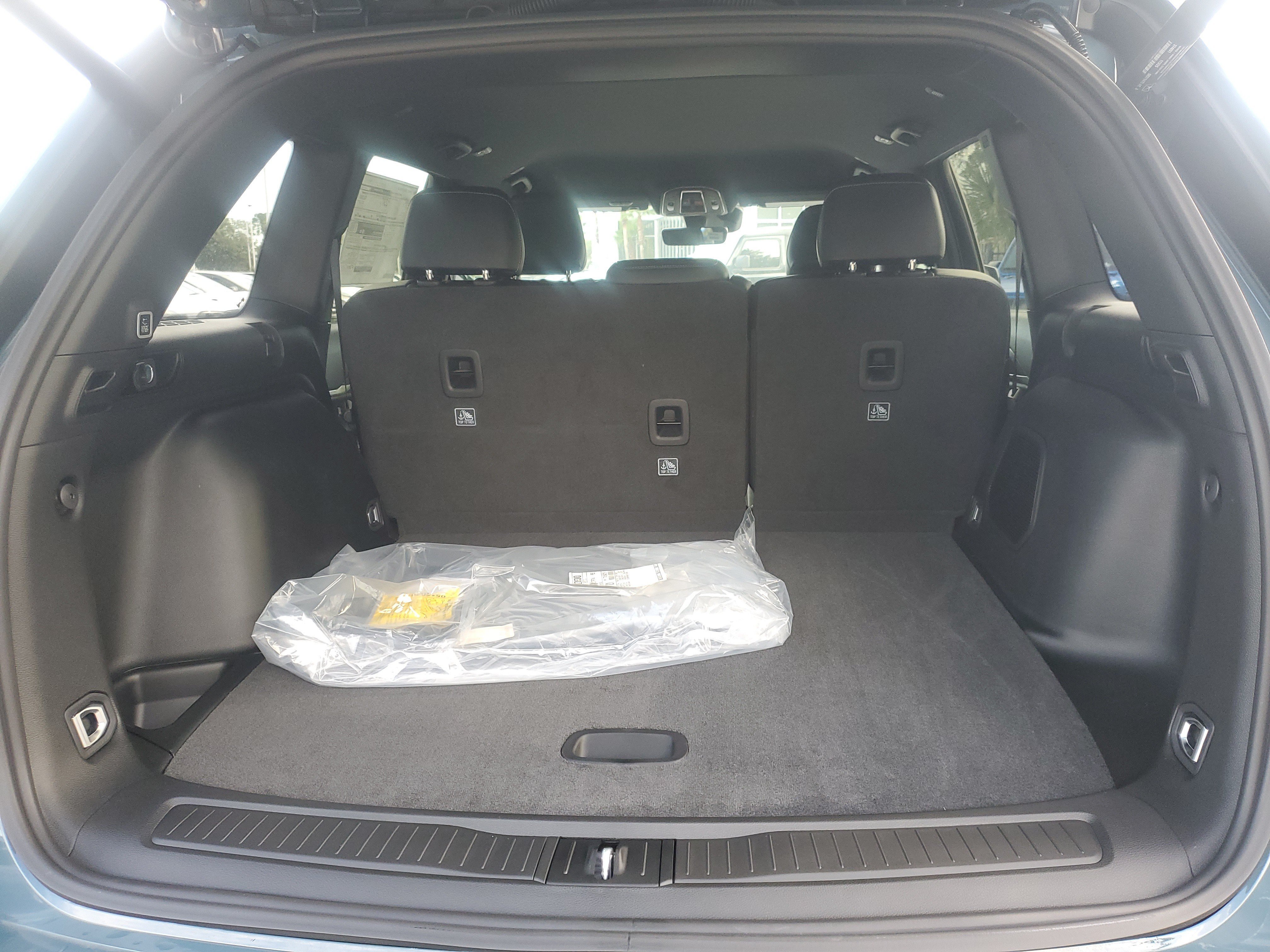 New 2026 Jeep Grand Cherokee Limited RWD image 8
