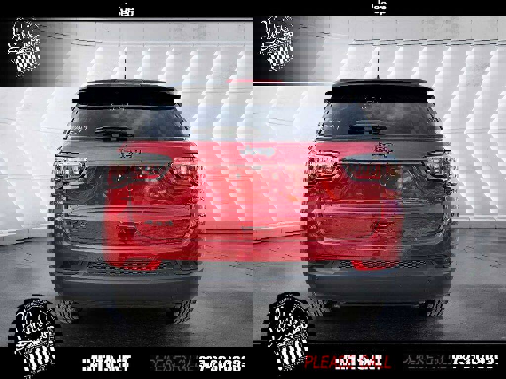 New 2026 Jeep Compass Limited image 5