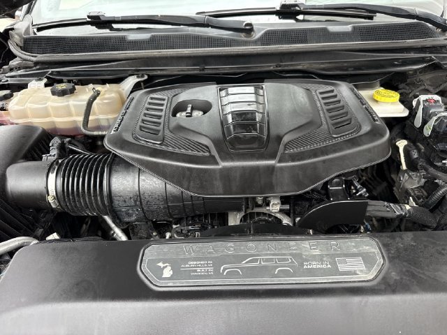 Used 2024 Jeep Wagoneer Series II w/ Flexible Seating Group RWD image 36