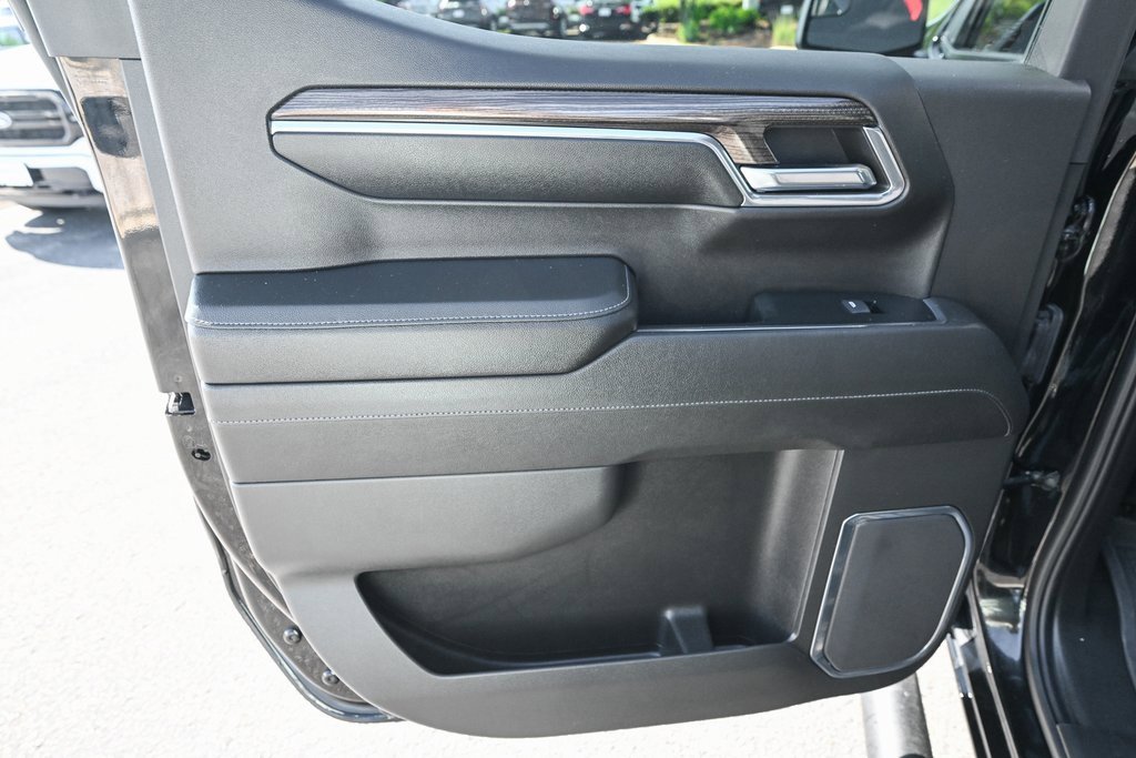 Used 2024 Chevrolet Silverado 1500 LT Trail Boss w/ Protection Package image 23