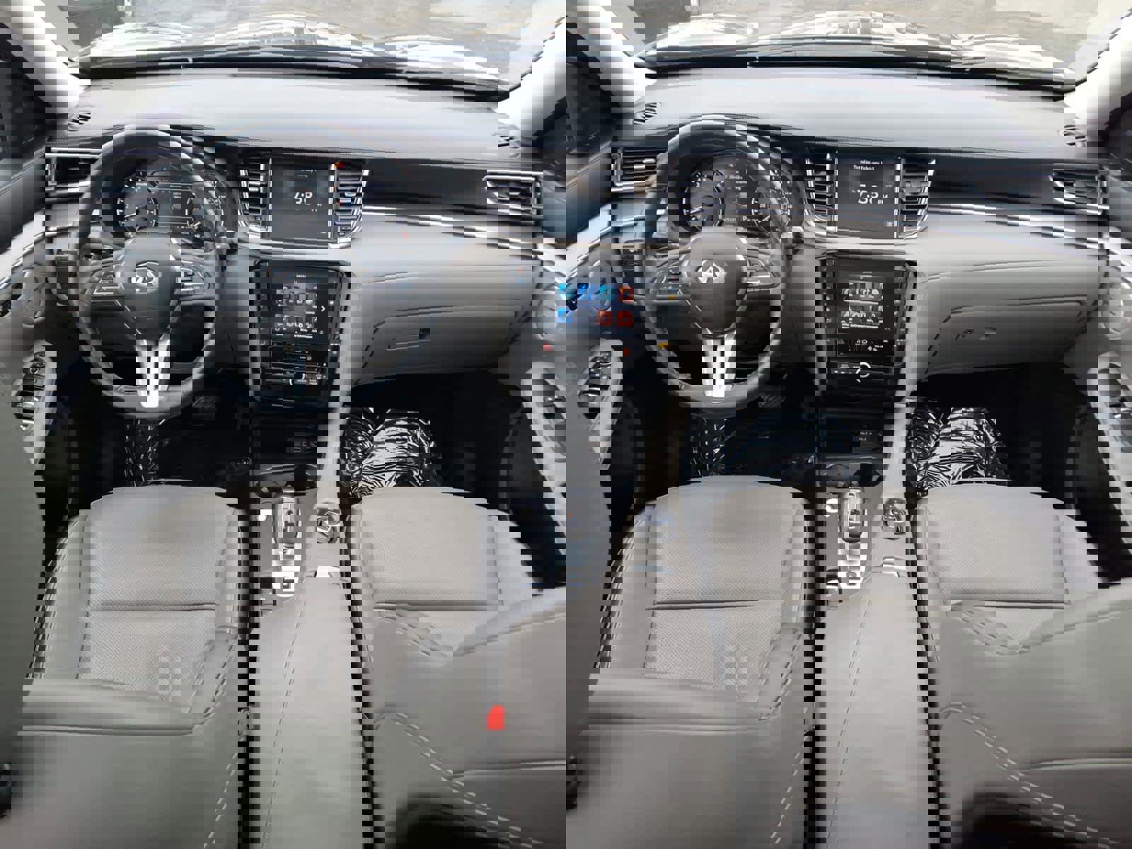 Certified 2023 INFINITI QX50 Luxe image 18