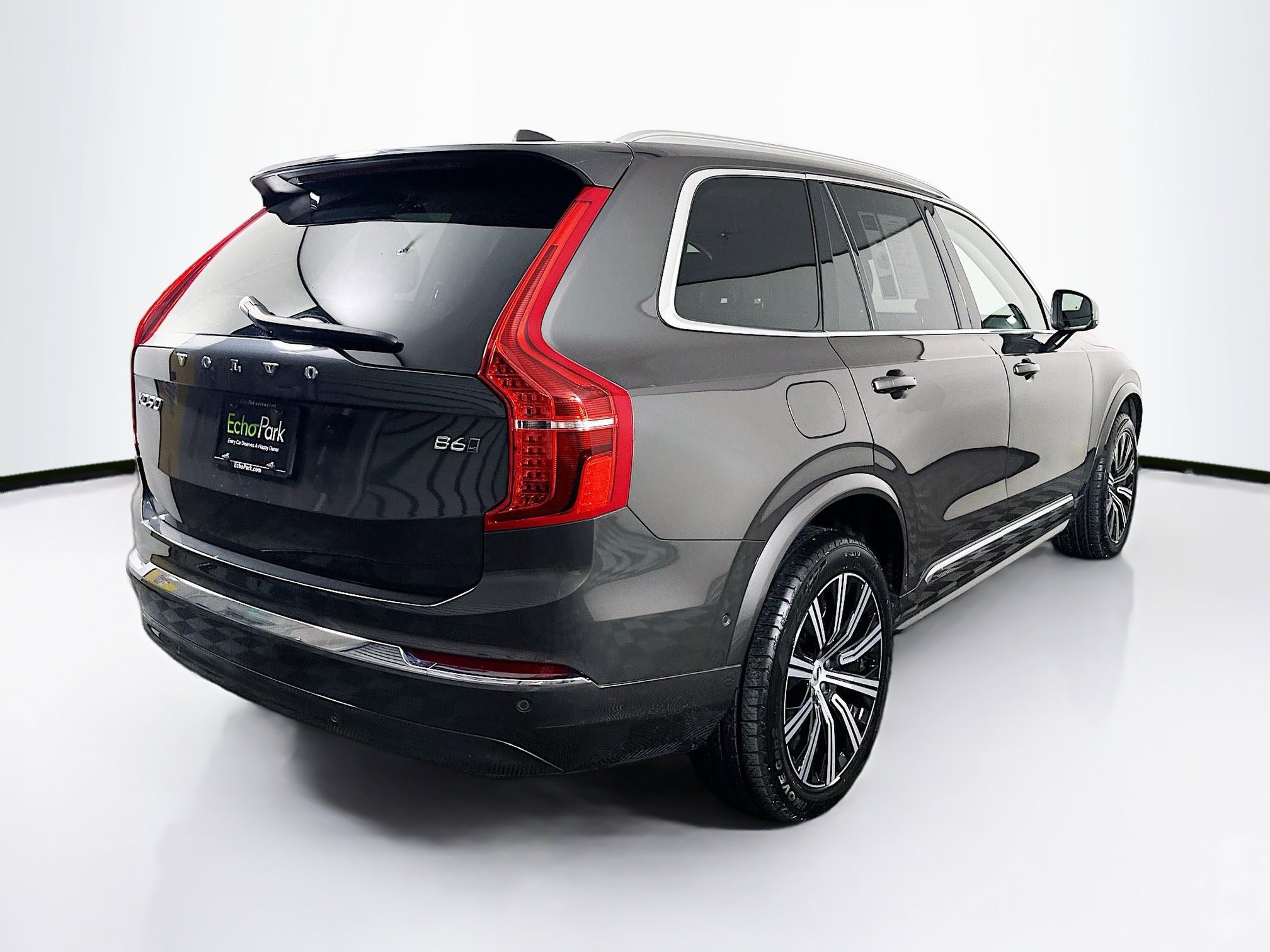Used 2024 Volvo XC90 B6 Plus image 9