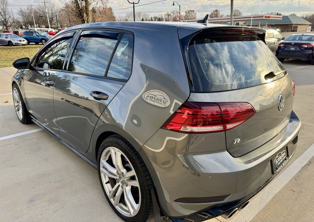 Used 2019 Volkswagen Golf R 4-Door image 7