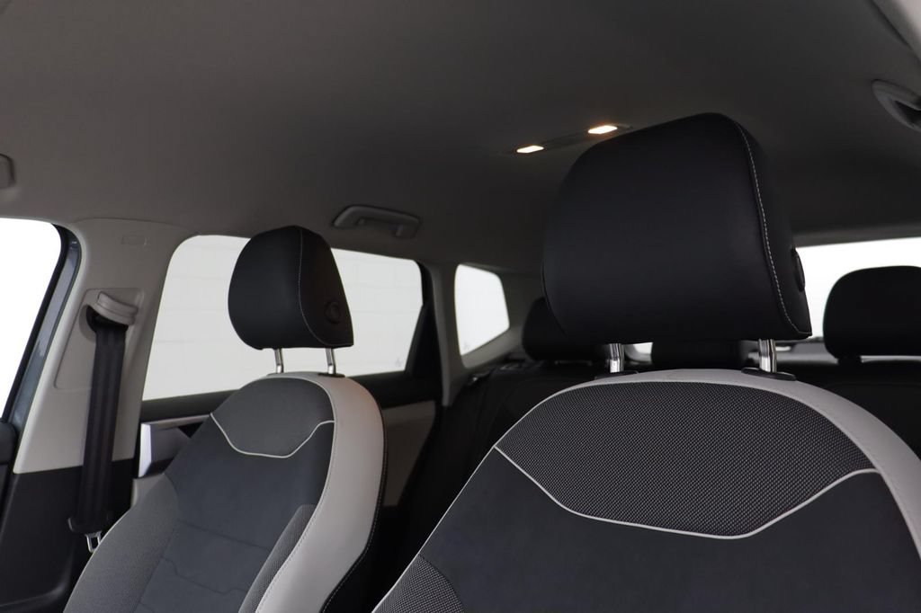 New 2026 Volkswagen Taos SE AWD/4WD image 13