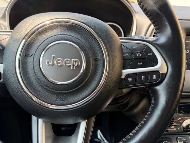 Used 2020 Jeep Compass Latitude AWD/4WD image 34