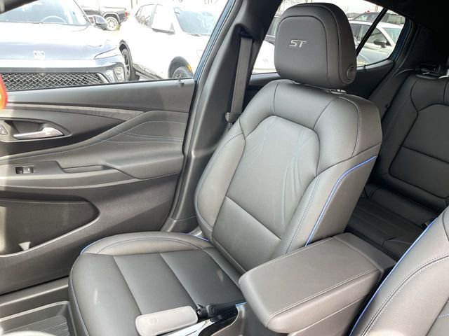 New 2026 Buick Envista Sport Touring w/ Convenience I Package FWD image 23
