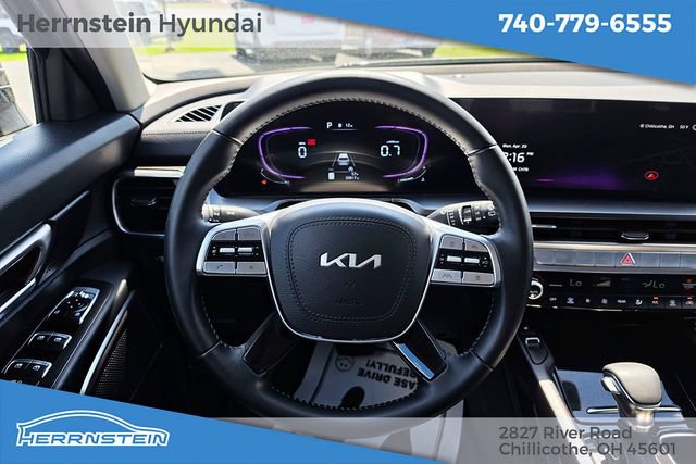 Used 2025 Kia Telluride S AWD/4WD image 7