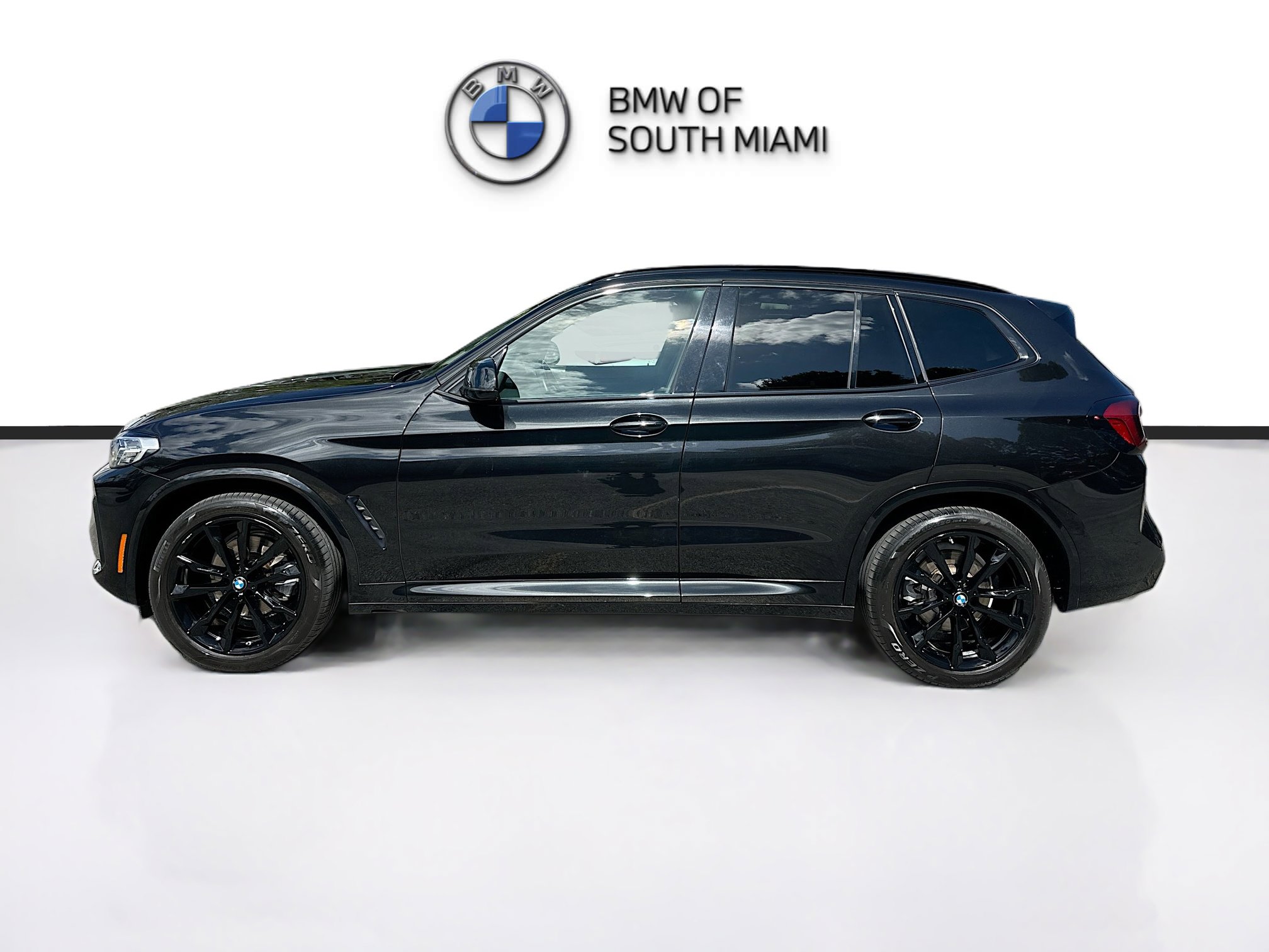 Certified 2022 BMW X3 sDrive30i w/ M Sport Package image 4