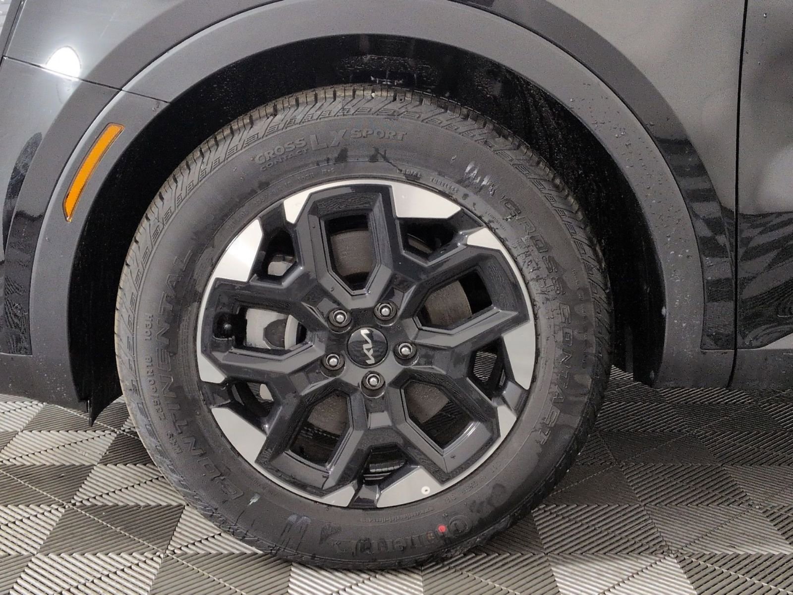 New 2026 Kia Sorento S w/ S Panoramic Sunroof Package image 37