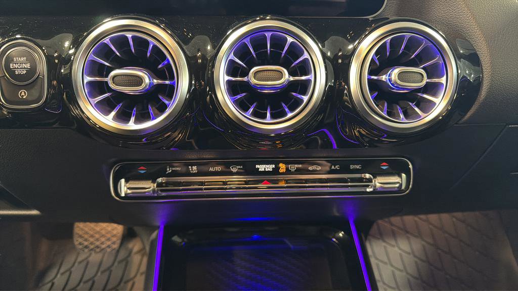 Used 2021 Mercedes-Benz GLA 250 GLA 250 image 27