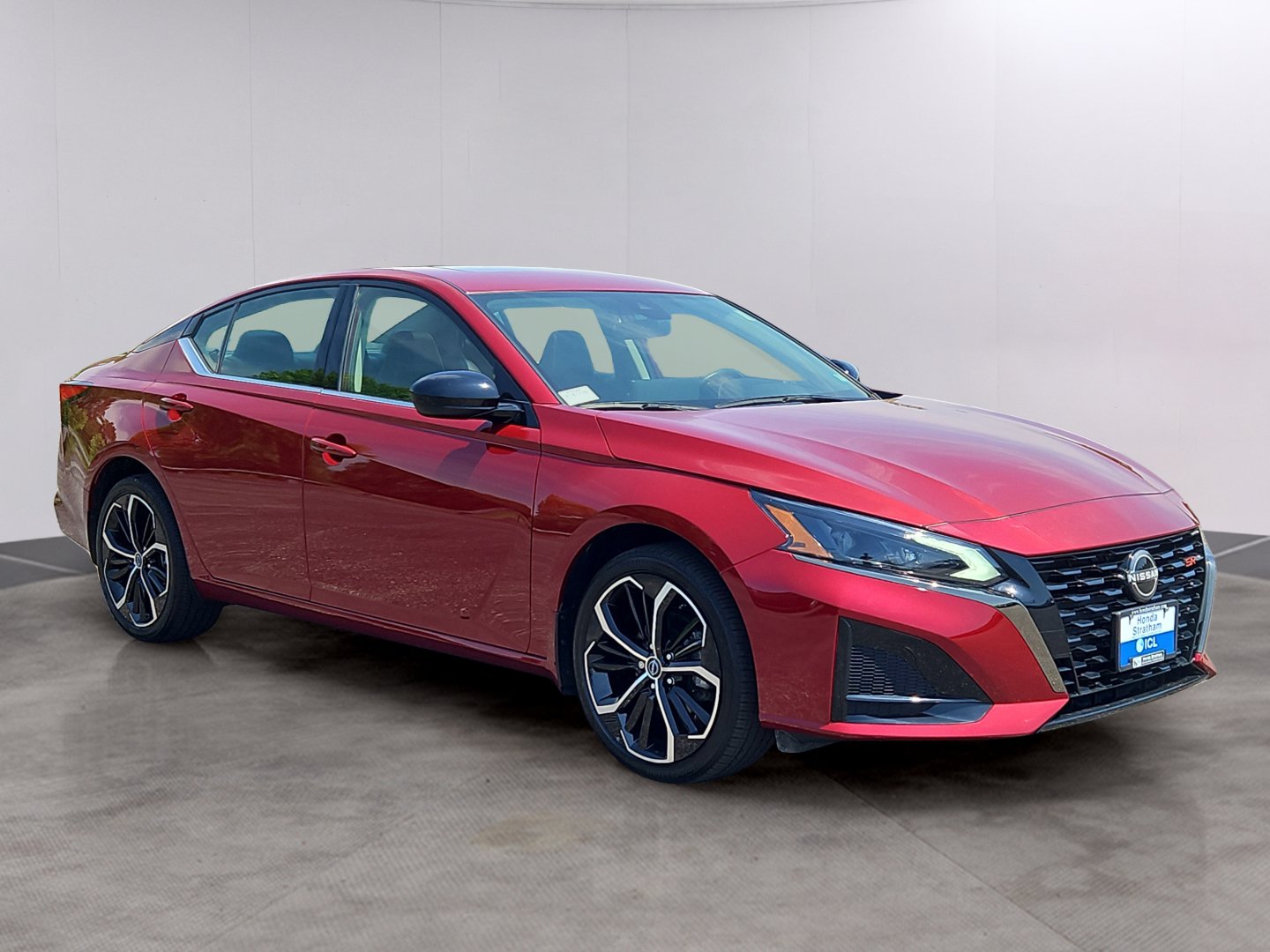 Used 2024 Nissan Altima 2.5 SR w/ SR Premium Package AWD/4WD image 27