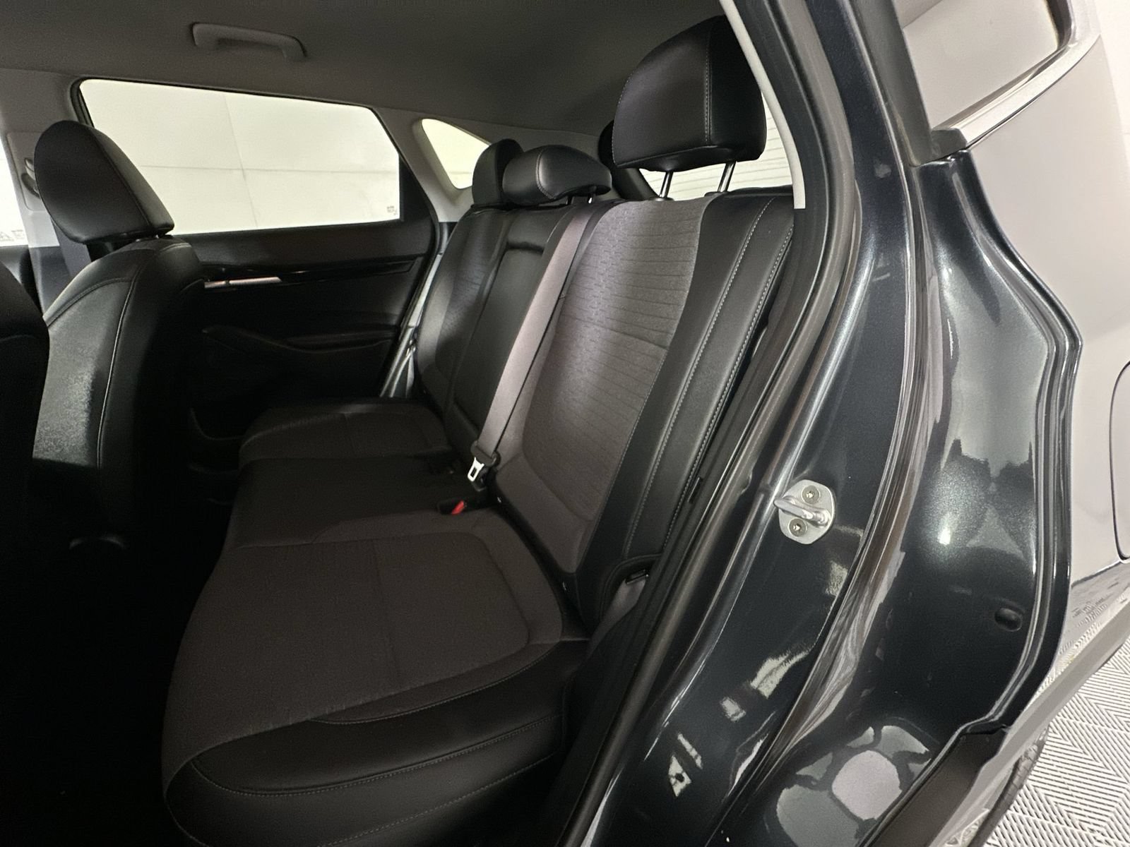Used 2021 Kia Seltos S FWD image 22