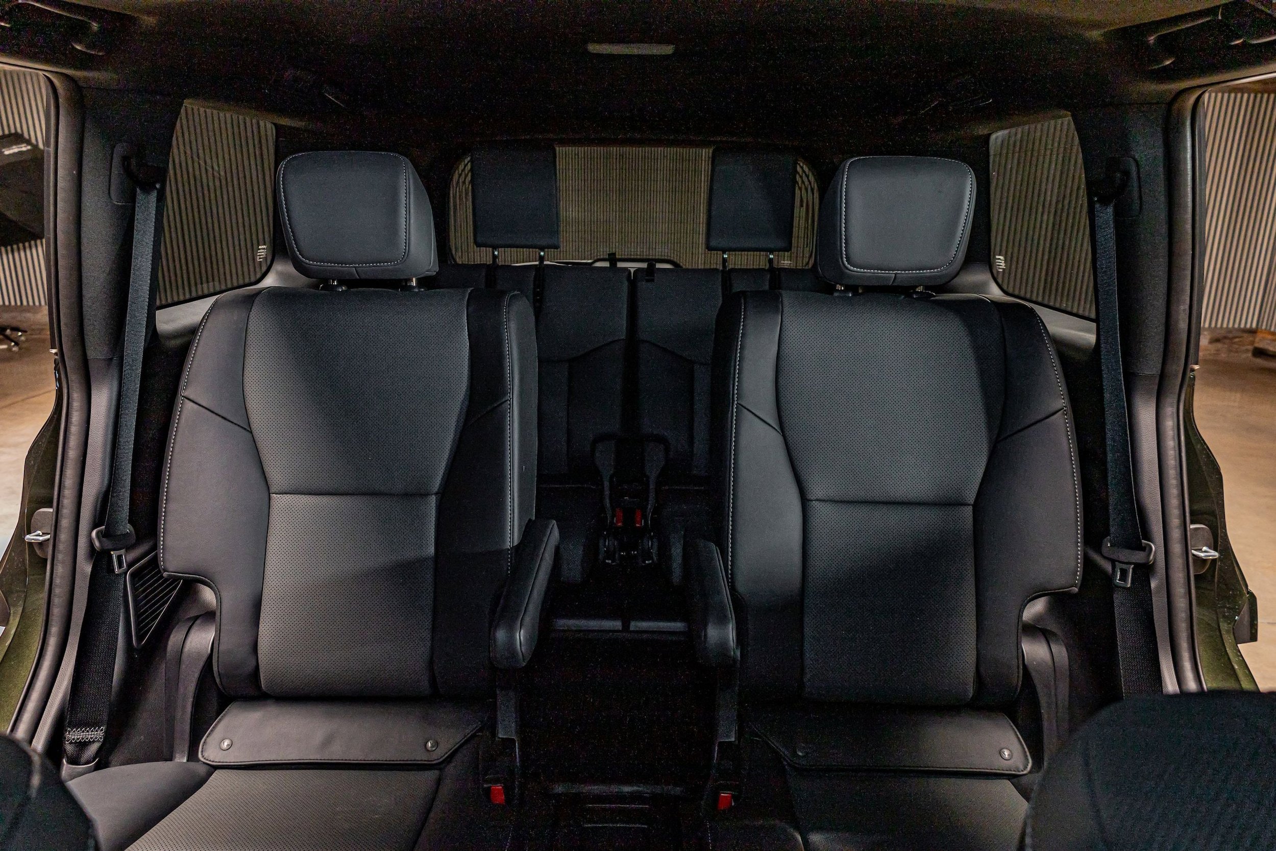 Used 2025 Lexus GX 550 w/ Accessory Package (2T) AWD/4WD image 26