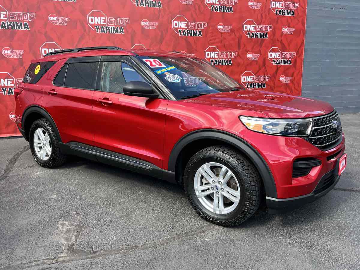 Used 2020 Ford Explorer XLT w/ Comfort Package AWD/4WD image 4