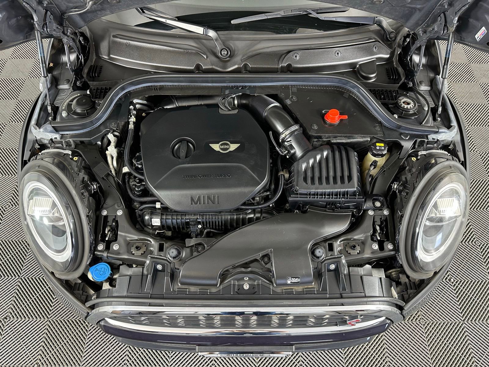 Used 2019 MINI Cooper S w/ Storage Package image 24