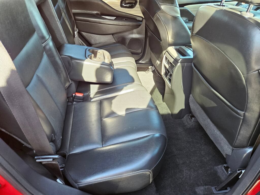 Used 2018 Nissan Murano Platinum AWD/4WD image 16