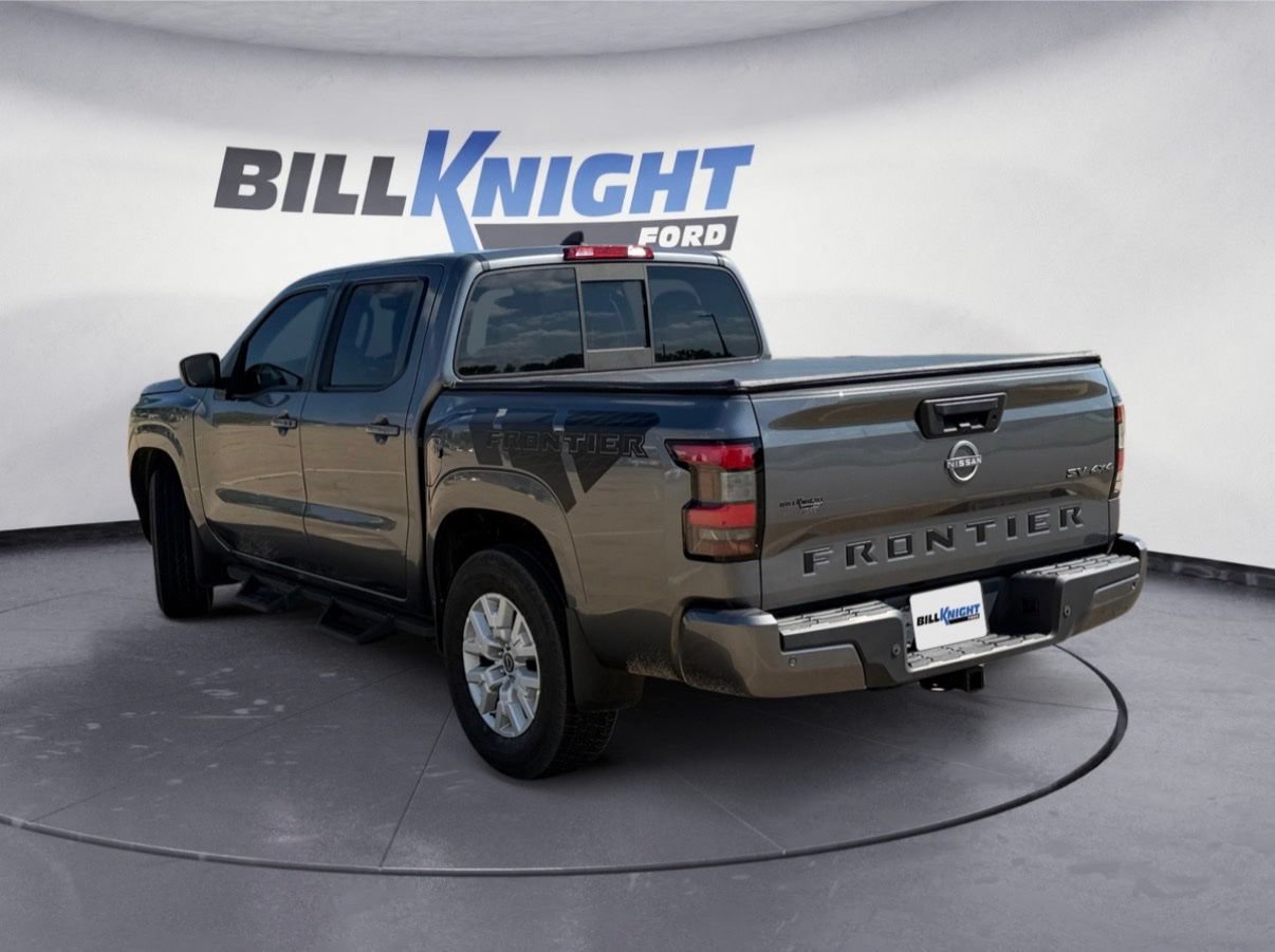 Used 2022 Nissan Frontier SV AWD/4WD image 3