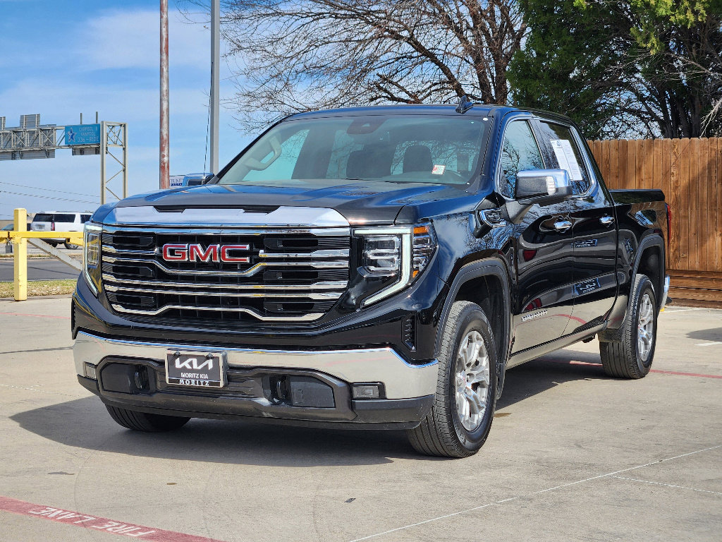 Used 2025 GMC Sierra 1500 SLT image 3