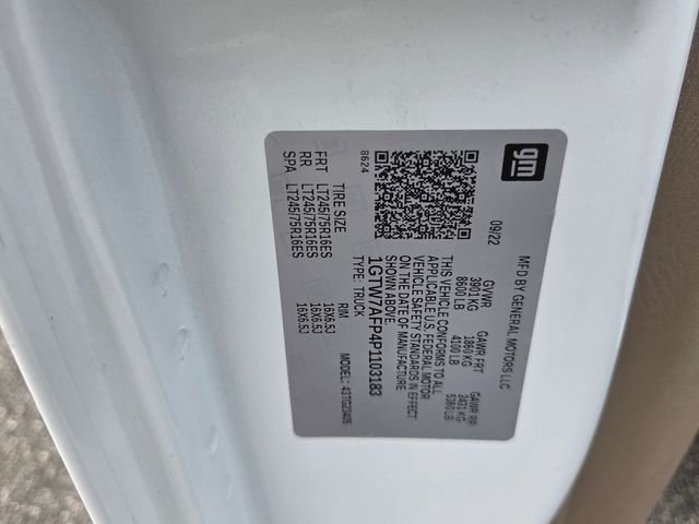 Used 2023 GMC Savana 2500 w/ Driver Convenience Package image 23