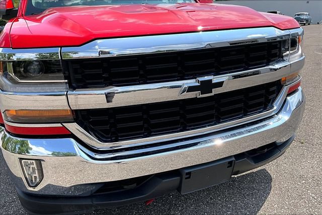 Used 2019 Chevrolet Silverado 1500 LT w/ All Star Edition AWD/4WD image 30