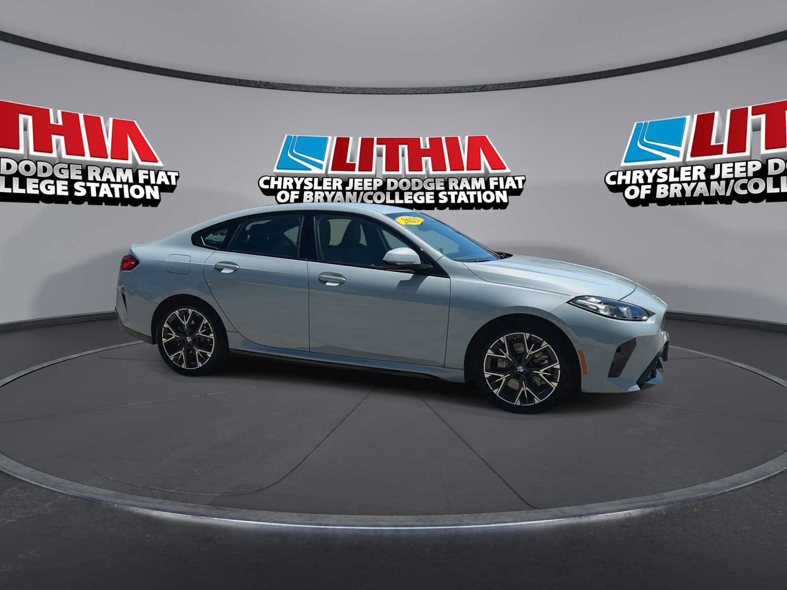 Used 2025 BMW 228i xDrive AWD/4WD image 9