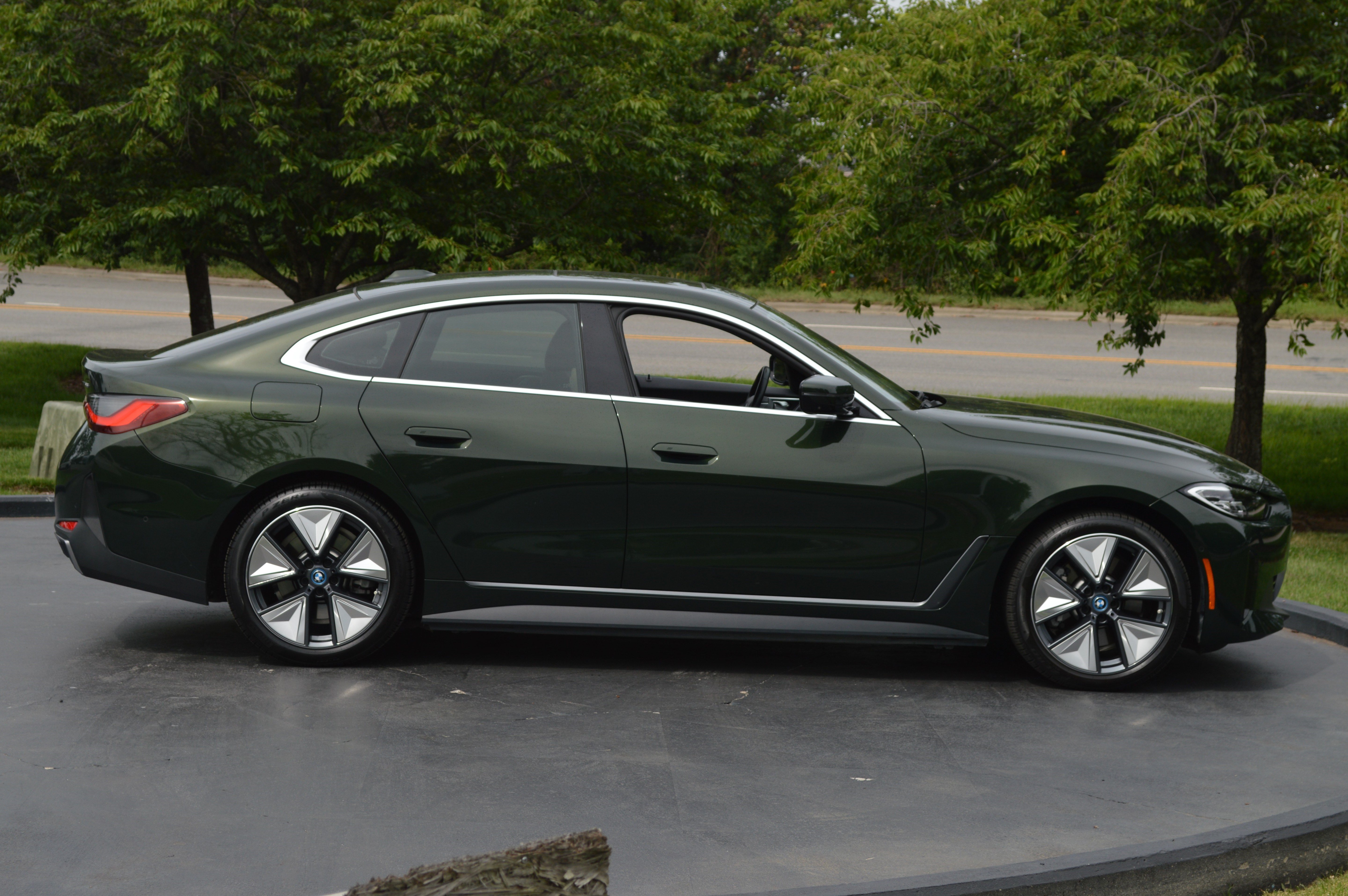 Certified 2024 BMW i4 eDrive35 w/ Convenience Package RWD image 12