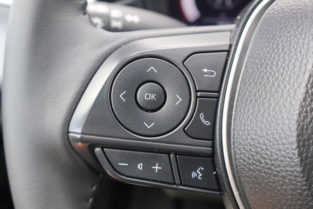 Used 2026 Toyota Corolla SE w/ SE Package FWD image 13