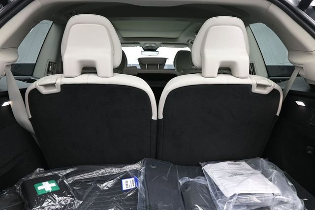 New 2026 Volvo XC90 B6 Ultra w/ Protection Package Premier AWD/4WD image 32