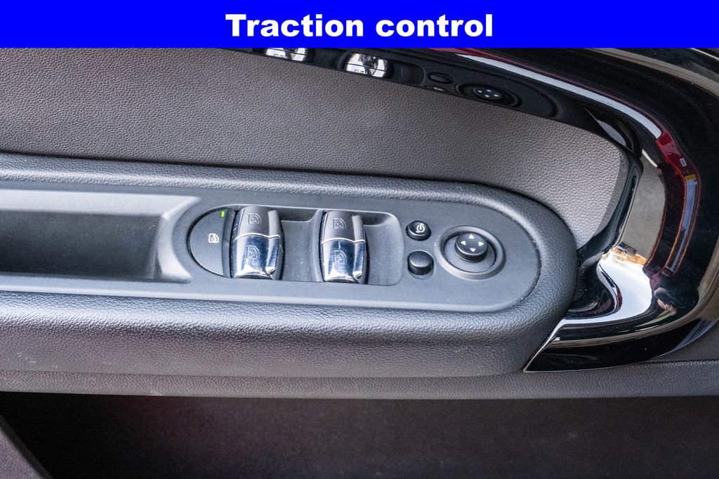 Used 2022 MINI Cooper Countryman S w/ Premium Package image 13