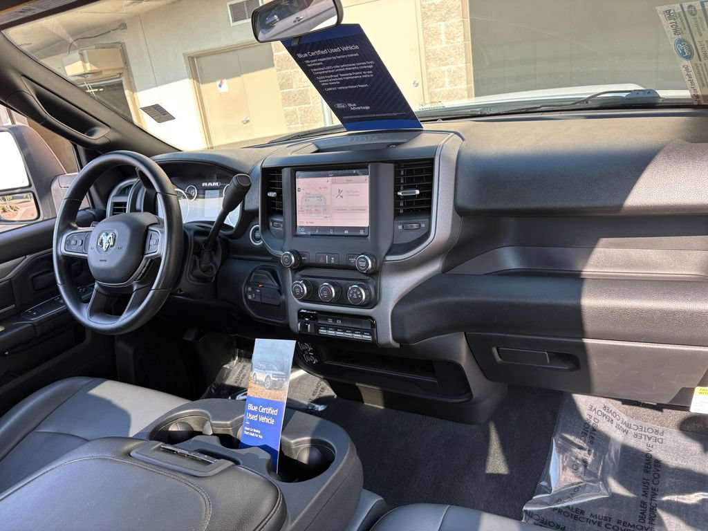 Used 2024 RAM 3500 Tradesman w/ Chrome Appearance Group AWD/4WD image 31