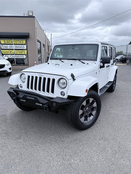 Used 2018 Jeep Wrangler Unlimited Sahara AWD/4WD image 37