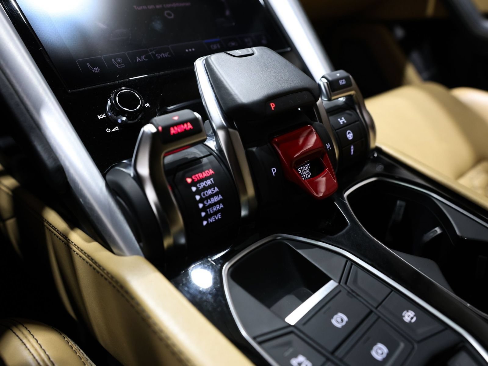Used 2019 Lamborghini Urus AWD/4WD image 53