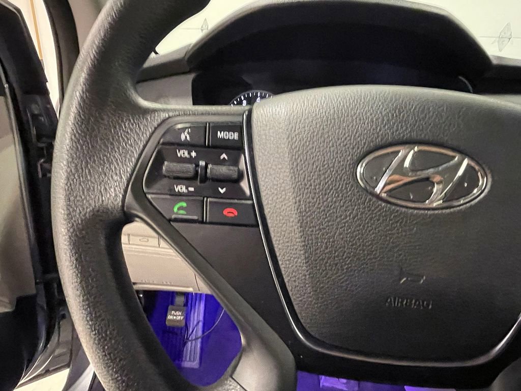 Used 2017 Hyundai Sonata SE image 31
