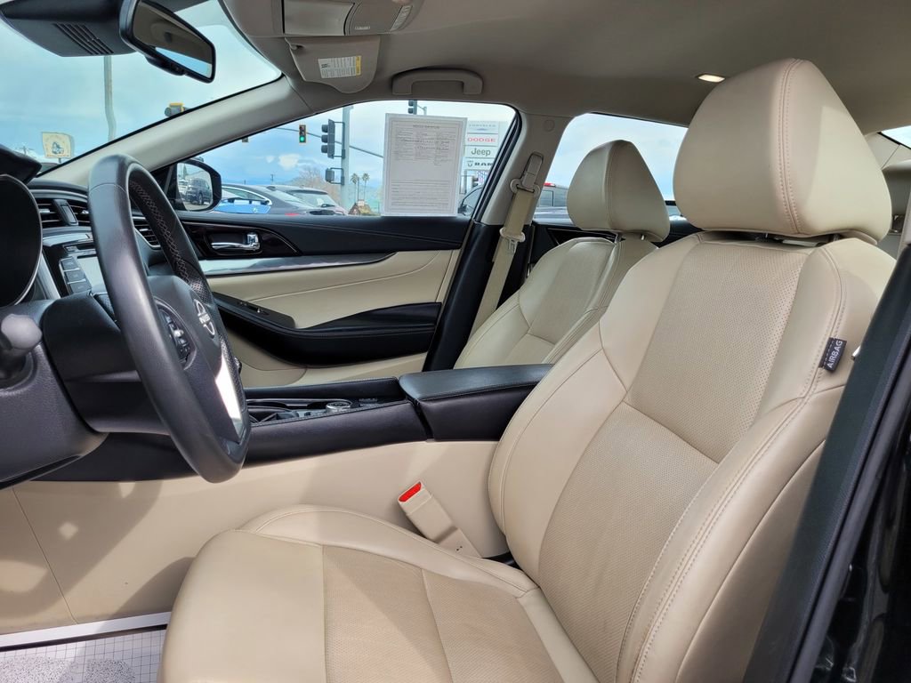 Used 2023 Nissan Maxima SV w/ Floor Mat Group image 11