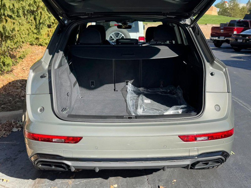 Used 2025 Audi Q5 2.0T Premium image 9